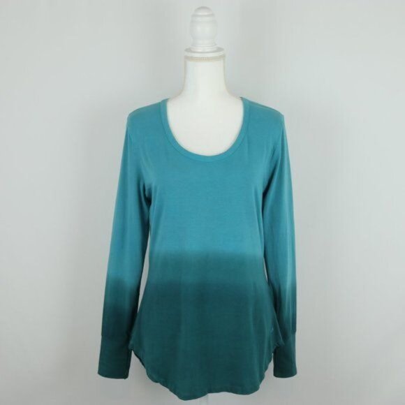 Isis Women's Medium Blue Ombre Scoop Neck Tunic Length Long Sleeve Knit Blouse - Picture 1 of 7